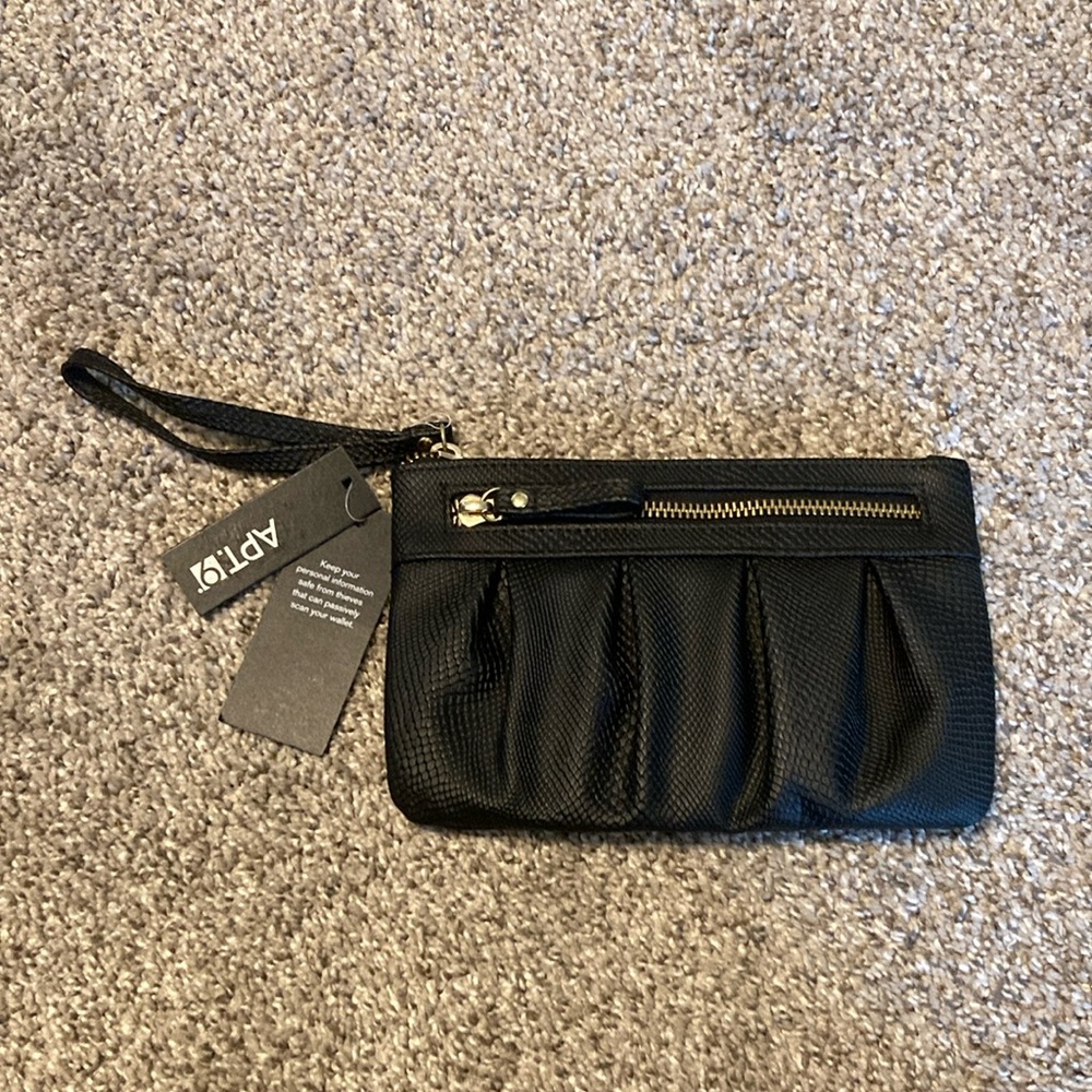 New Apt. 9 Elegant Black safe keeper Wristlet